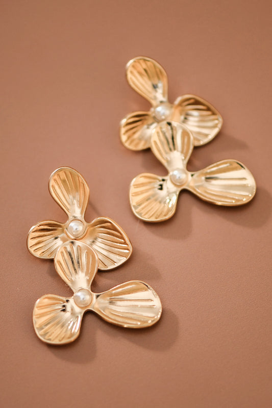 18K Gold Plated Stainless Steel Pearl Flower Earrings - 7956