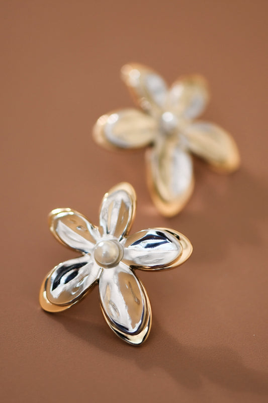 18K Gold Plated Stainless Steel Pearl Flower Studs – 7955